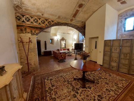 For Sale Villa MONTERIGGIONI:CASTELLO DELLA CHIOCCIOLA. Medieval Tower on the Via Francigena – Monteriggioni,...